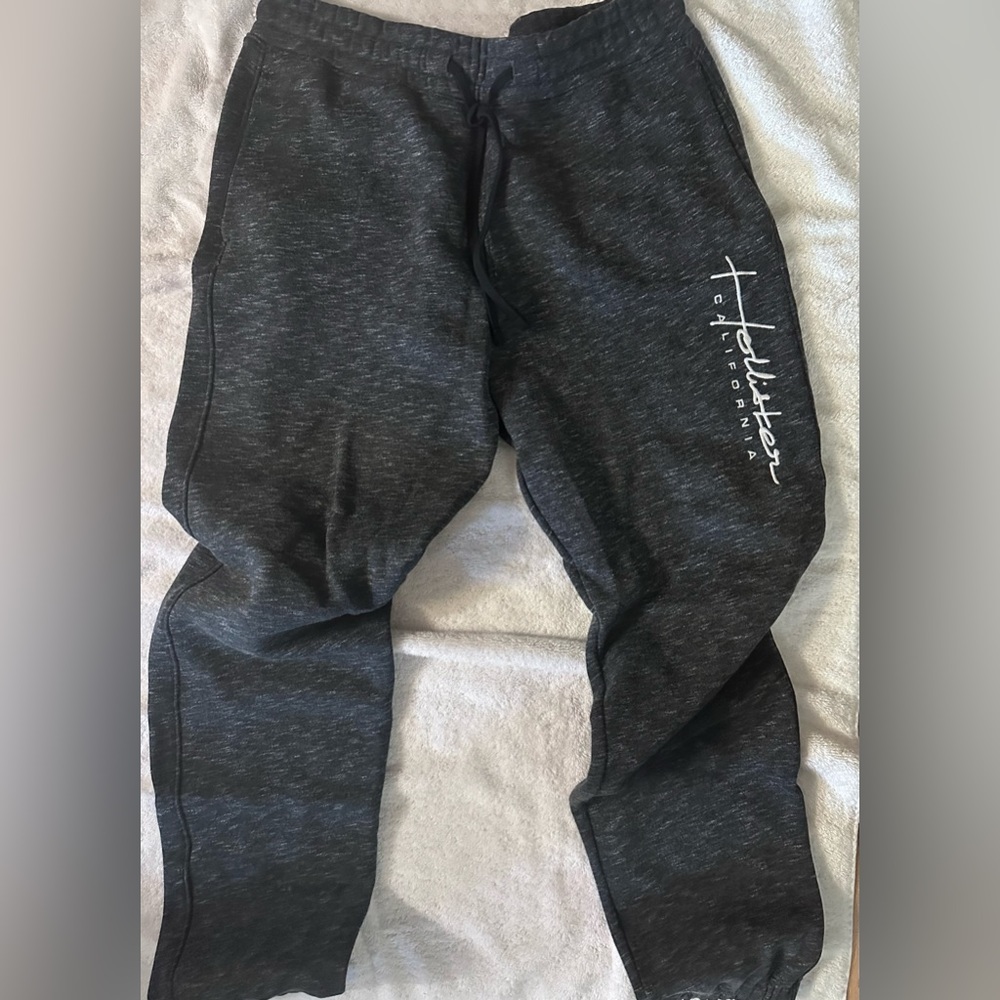 Heather Grey Hollister Jogger Sweats, Medium